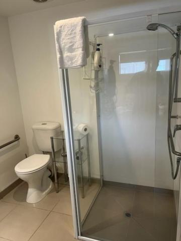 Apartment By The Marina Whitianga Esterno foto